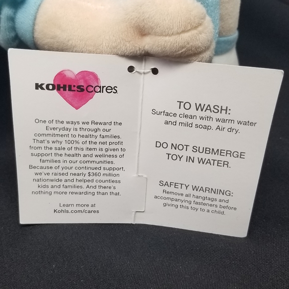 PEANUTS LUCY VAN PELT STUFFED ANIMAL BY KOHLS 2019 - Picture 2 of 8